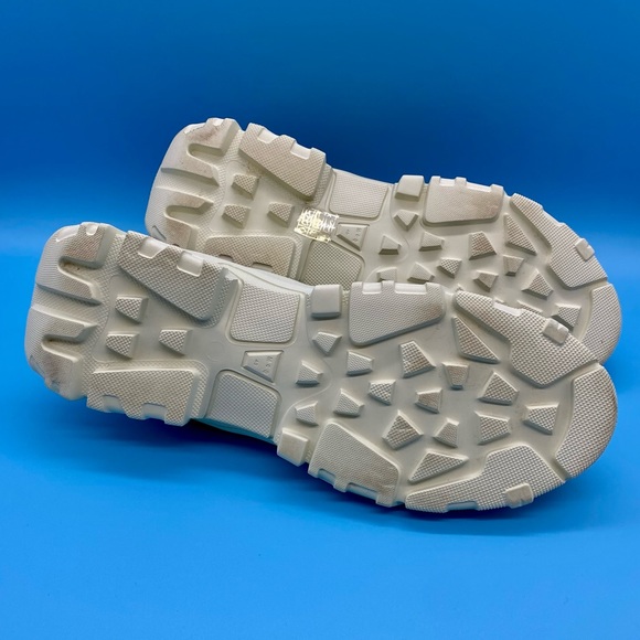 MCQ Orbyt women’s black sneakers size EU 40 (US 9, UK 7) - Picture 6 of 6